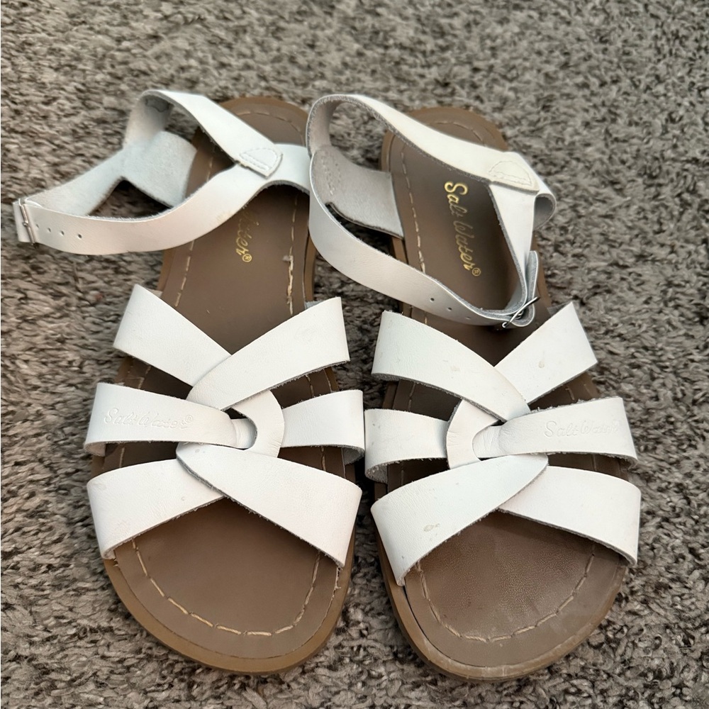 Saltwater sandals